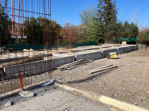 Gran Oportunidad Terreno Con Precioso Proyecto - Chicureo