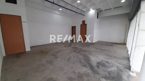 Imagen 8 de 12 de Se Alquila Local Comercial En Las Minas