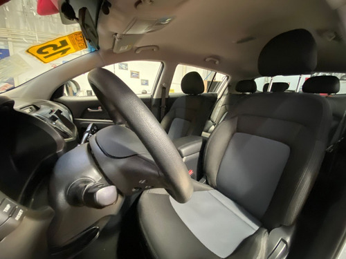 Imagem 8 de 15 de Kia Sportage 2015 2.0 Flex Lx Completa Automática Branca