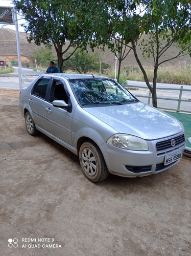 Imagem 1 de 8 de Fiat Siena 2011