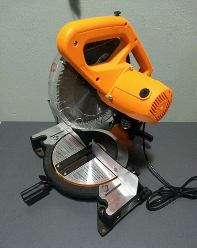 Sierra Ingletadora 1650 W Disco 255mm 80 Dientes Lusqtoff