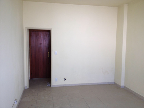 Loft Para Alugar Na Avenida Gomes Freire, Centro, Rio De Janeiro - Rj - Liv-11893