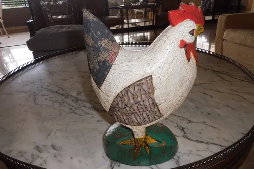 Gallo En Madera Con Base (Usado)