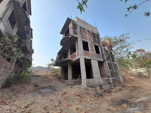 Terreno Panoramico Con Proyecto Incluído