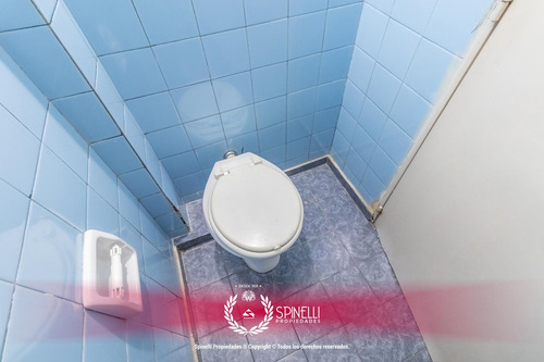 Local· 38m² · Ubic Única! S/av Sjuan! Exc/est! Pint! Bño! Dep! Múlt Rubr! Oport!