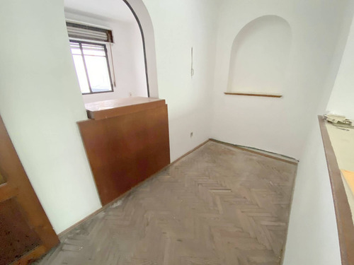 Imagen 5 de 10 de Venta Apartamento Con 6 Dormitorios En Cordã³n