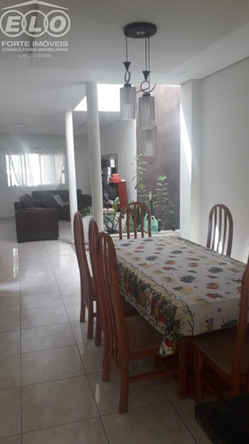 Imagem 15 de 30 de Ótimo Sobrado A Venda, Com Boa Localização, Fácil Acesso Ao Centro Comercial E Ao Parque Ecológico Da Cidade. - Ca05381 - 69273267