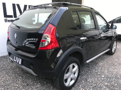 Renault Sandero Stepway 1.6 Luxe Año 2010 - Liv Motors
