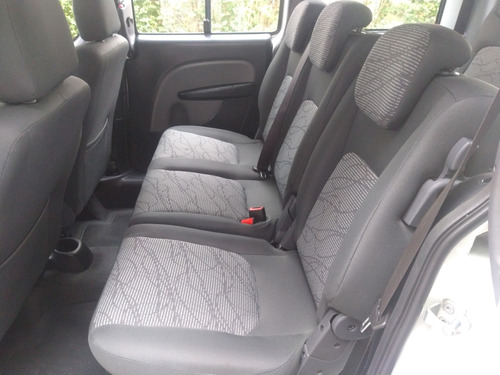 Fiat Doblo 1.8 MPI ESSENCE 7L 16V FLEX 4P MANUAL