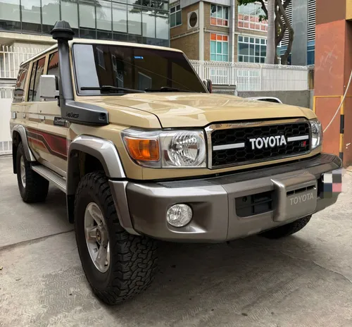 Toyota Land Cruiser Machito