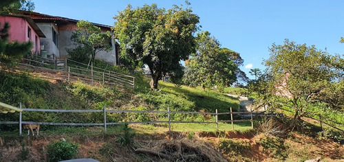 Imagem 7 de 30 de Chácara 5053m2, Casa Sede Com 135m2, 1 Suíte Com Closet, Varanda, 1 Casa De Madeira Com 70m2, 3 Dormitórios, Piscina, Churrasqueira, Lago, Campo Grama - Ch00158 - 70130094