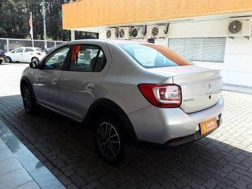 Imagem 6 de 9 de Renault Logan 1.6 16v Sce Flex Iconic X-tronic