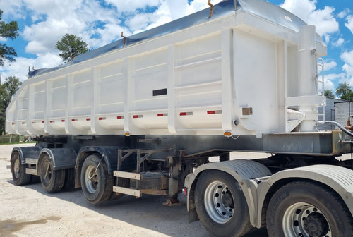 Carreta Caçamba Basculante Vanderleia 30m3 Com Pneus
