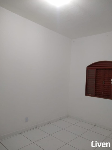 Imagem 6 de 14 de Casa Com 2 Dormitórios, Cozinha, Área De Serviço, Sala Ampla E 3 Vagas De Garagem No Jardim Morumbi - 9102