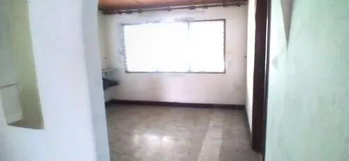 Casa Comercial Muy Amplia Con Excelente Ubicación Cod. 56124