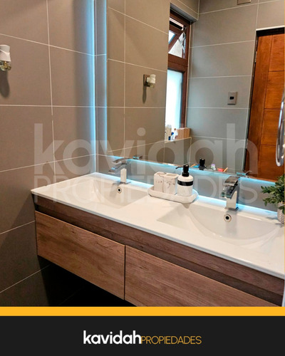 4d/2b/3e Casa En Huertos Familiares, San Pedro De La Paz
