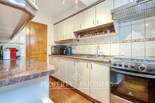 Casa En Venta En Ñuñoa! Impecable, Lista Para Vivi...
