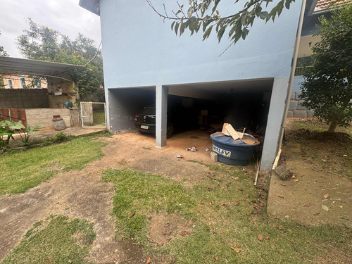 Chácara A 1,5 Km Da Cidade, Com 1300 Metros Quadrados.