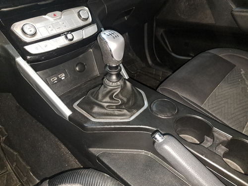 GWM Poer 2.0T Premium 2Wd Mt