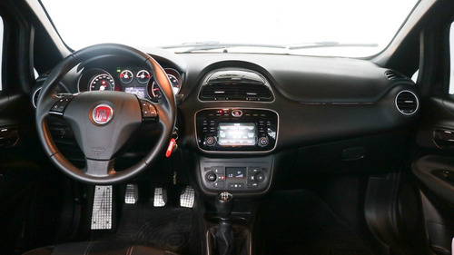 Fiat Punto 1.6 Sporting Uconnect + Nav - 104568 - C