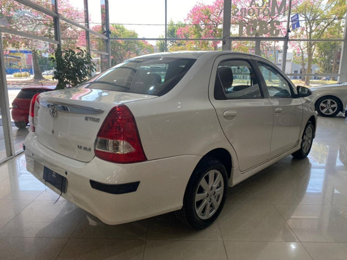 Toyota Etios Xls Mt6 2017
