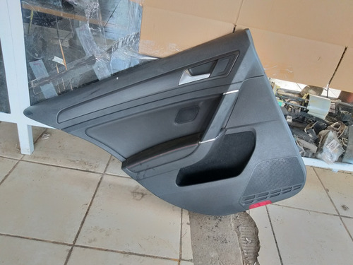 Panel De Puerta Trasera Izquierda Golf Gti 2018 (Usado)