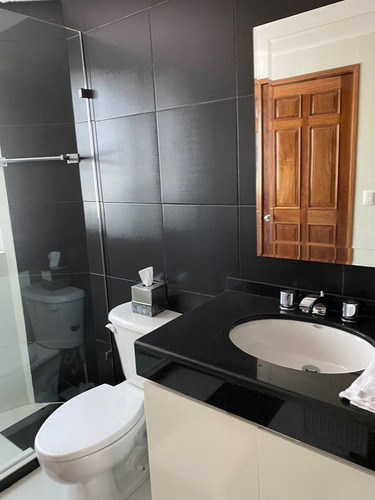 Imagen 6 de 12 de Bonita Casa En Venta En Horacio, Polanco Con Uso De Suelo