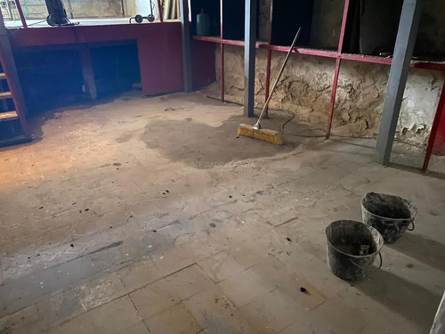 Imagen 7 de 9 de Local Comercial En Alquiler En Centro