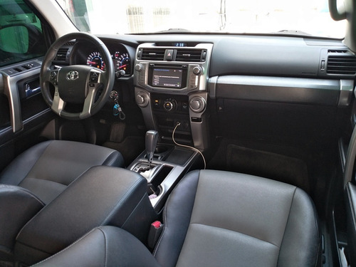 Imagen 9 de 16 de Toyota 4runner Sr5 Premium 4x2