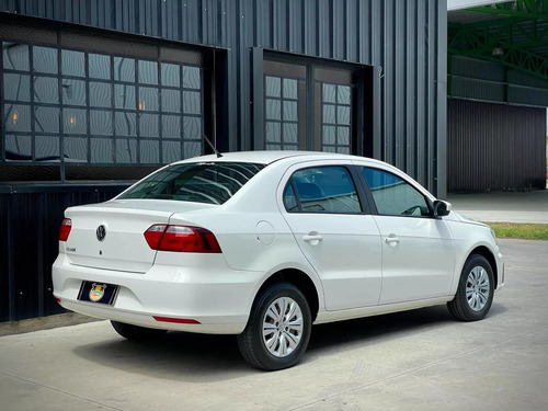 Volkswagen Voyage 1.6 Trenline 101cv