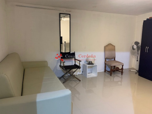 Venta - Amplio Local Sobre Gorlero Con Privado En Subsuelo.- Ref: 1512