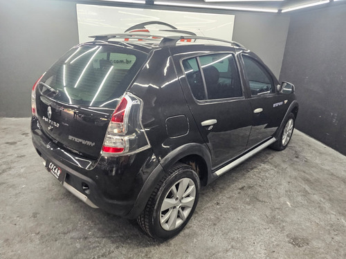 Renault Sandero Stepway Renault Sandero Stepway 1.6 16V Hi-Flex (aut)