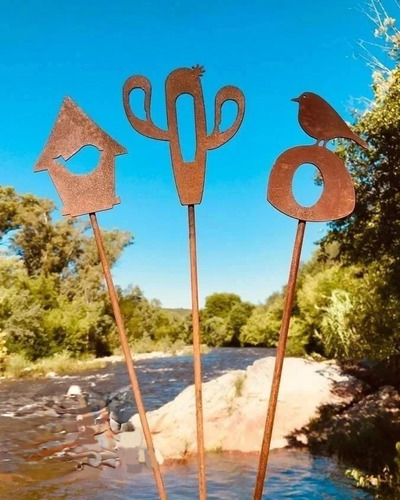 Imagen 10 de 10 de Mini Tutores Pinches Jardín De Hierro Oxidado X4 Unidades