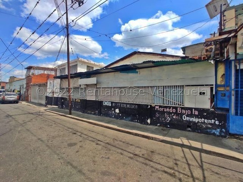 Imagen 19 de 30 de Casas Con Galpones En Venta Zona Centro Barquisimeto #22-21565 Daniela Linarez 0424-5390659