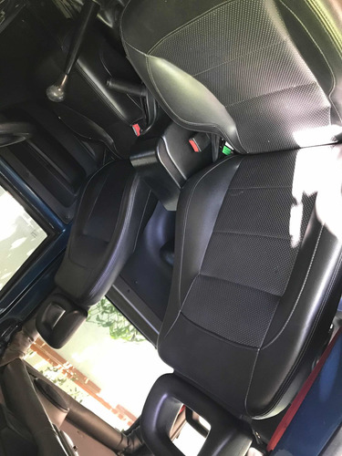 Troller T4 2013 3.2 2p