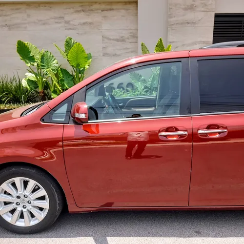Toyota Sienna 3.5 Limited At