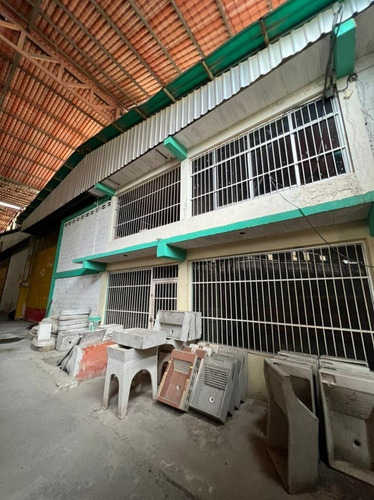 Imagen 13 de 29 de Terreno De 3380 Mt2 Con 5 Galpones, Av Intercomunal, Gran Oportunidad!!