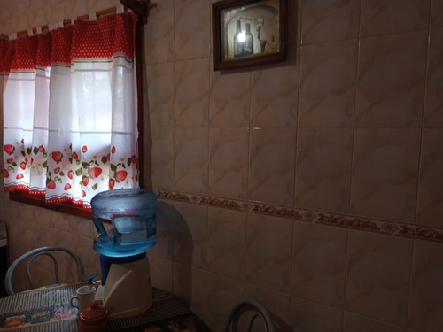 Imagen 12 de 29 de V100 - Excelente Casa En Venta, 4 Ambientes - Todos Los Servicios