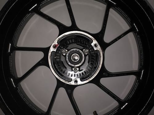 Imagem 3 de 8 de Roda Traseira Moto Yamaha Fazer 250 Original 2018 Em Diante