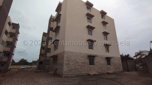 Imagen 25 de 30 de °!!° Ajlópez °!!° Apartamentos En Venta La Piedad Cabudare Lara, $$ 0424 & 5257450 $$ Cód. Rent-a-house 23-25205 $ 9000 3 Dormitorios 2 Baños 89 M²