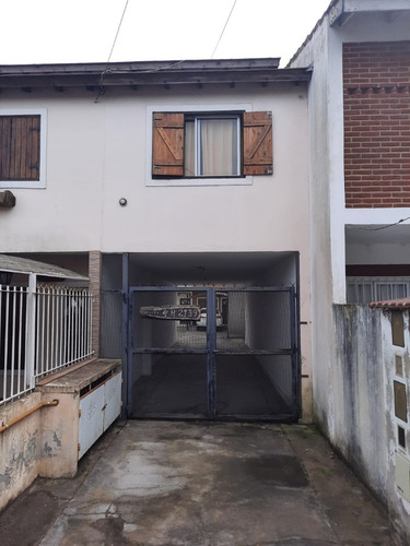 Imagen 2 de 16 de Duplex En Venta 3 Amb Santa Teresita Calle 4 Entre 48 Y 49