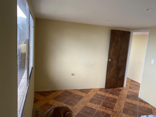 Imagen 6 de 19 de Casa Con 3 Apartamentos... Km14 El Junquito