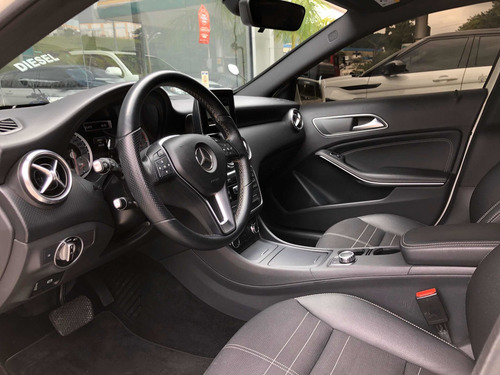 Mercedes-benz Classe A 1.6 Urban Turbo 5p 2014