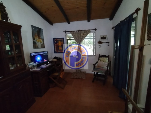 1111-26 Cómoda Casa Con Hermoso Terreno Oportunidad En Punta Negra. Dos Padrones De 635m2