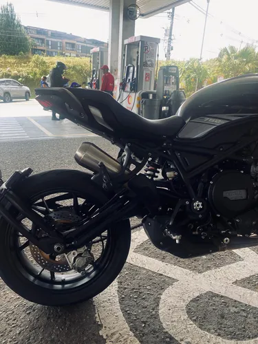 Benelli 752s
