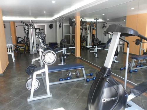 Excelente 3 Dorm. Com 2 Garagens Cobertas E Muito Verde