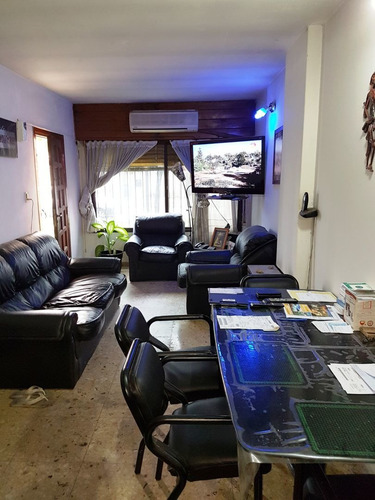 Imagen 2 de 9 de Venta De Casa Con 3 Dormitorios En Wilde Oeste