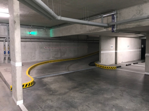 Imagen 4 de 12 de Cochera En Venta Belgrano R Edificio De Categoria