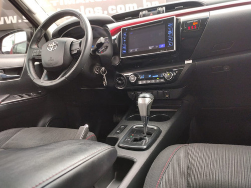 Toyota Hilux 2.8 SR CHALLENGE 4X4 CD 16V DIESEL 4P AUTOMÁTICO