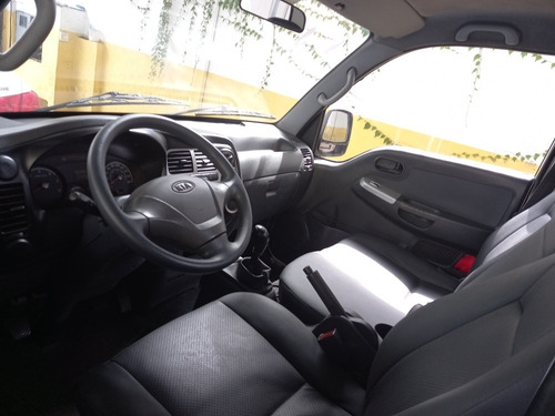 Imagem 10 de 12 de Kia Bongo 2011 2.5 Luxo 4x2 Rs Turbo C/ Carroceria 2p